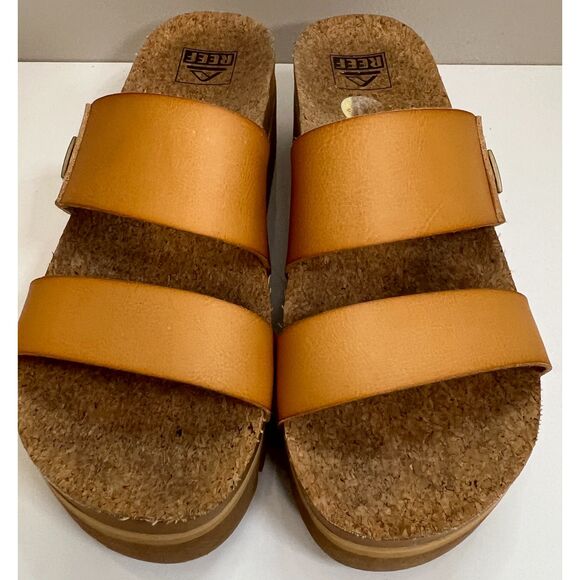 Reef Cushion Vista Hi sandals. Size 8.5(W). - Picture 1 of 8